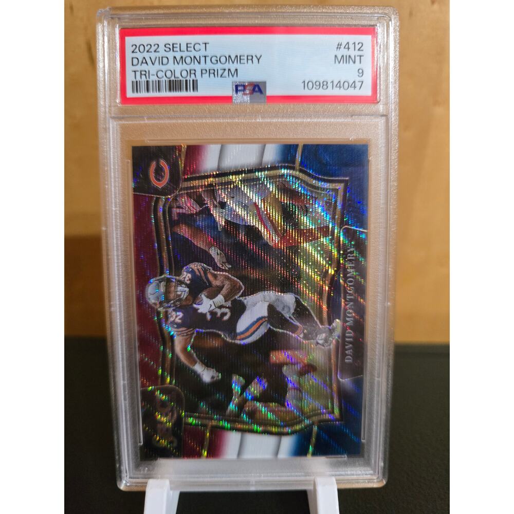 2022 SELECT DAVID MONTGOMERY TRI-COLOR PRIZM PSA 9 (NUMBERED 33/75)
